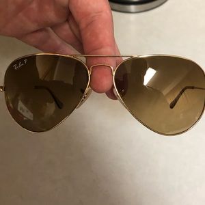 Woman's Polarized Ray Bans Aviators